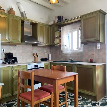 Vorino House *